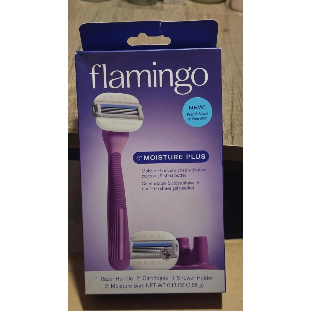 Flamingo Moisture Plus Razor Set Purple Handle 2 Cartridges Shower Holder NEW